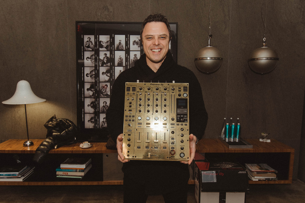 Markus Schulz Wins DJ Times' America's Best DJ Title For An Unparalleled Third Time